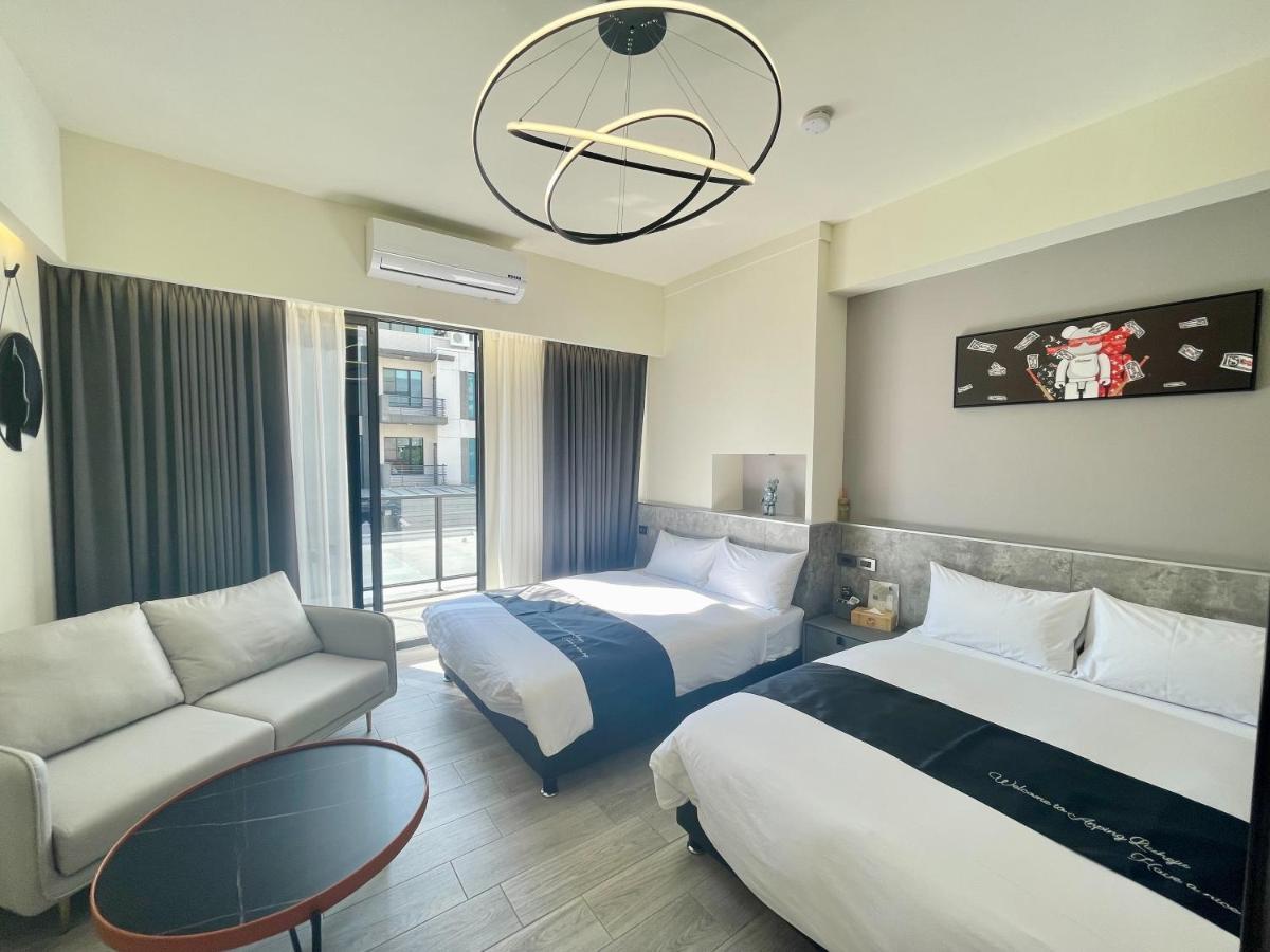 Six Seasons Inn - Qian He Tajnan Kültér fotó