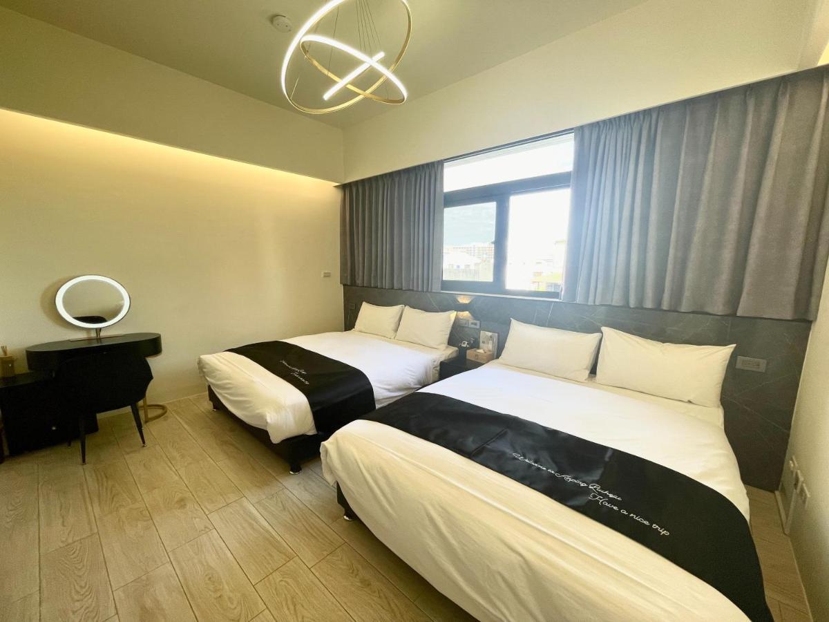 Six Seasons Inn - Qian He Tajnan Kültér fotó