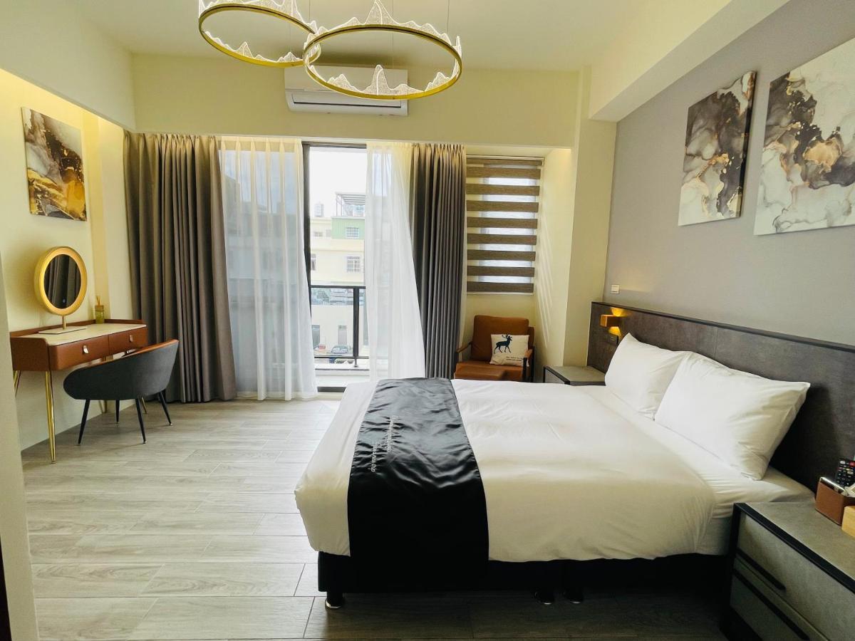 Six Seasons Inn - Qian He Tajnan Kültér fotó